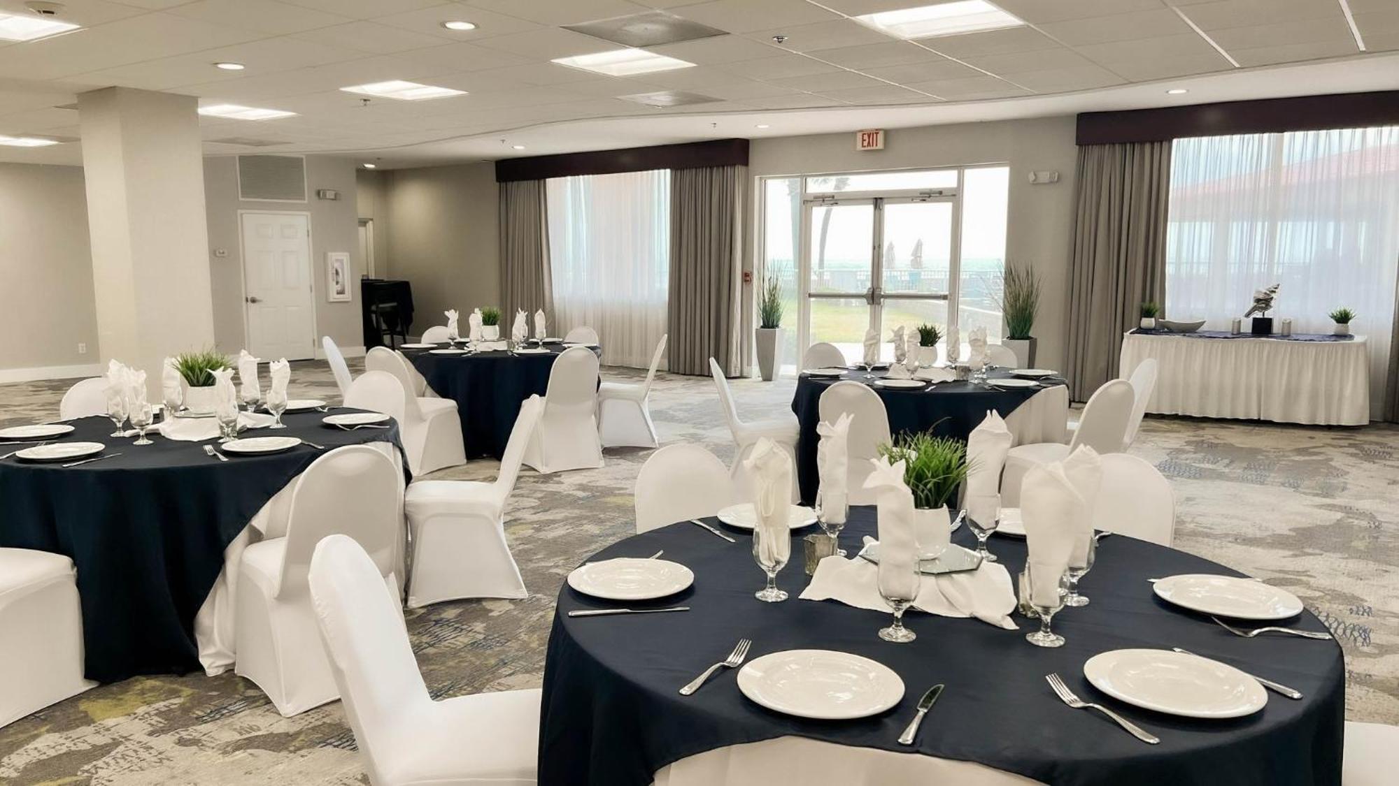 Holiday Inn Hotel & Suites Daytona Beach On The Ocean By Ihg Esterno foto