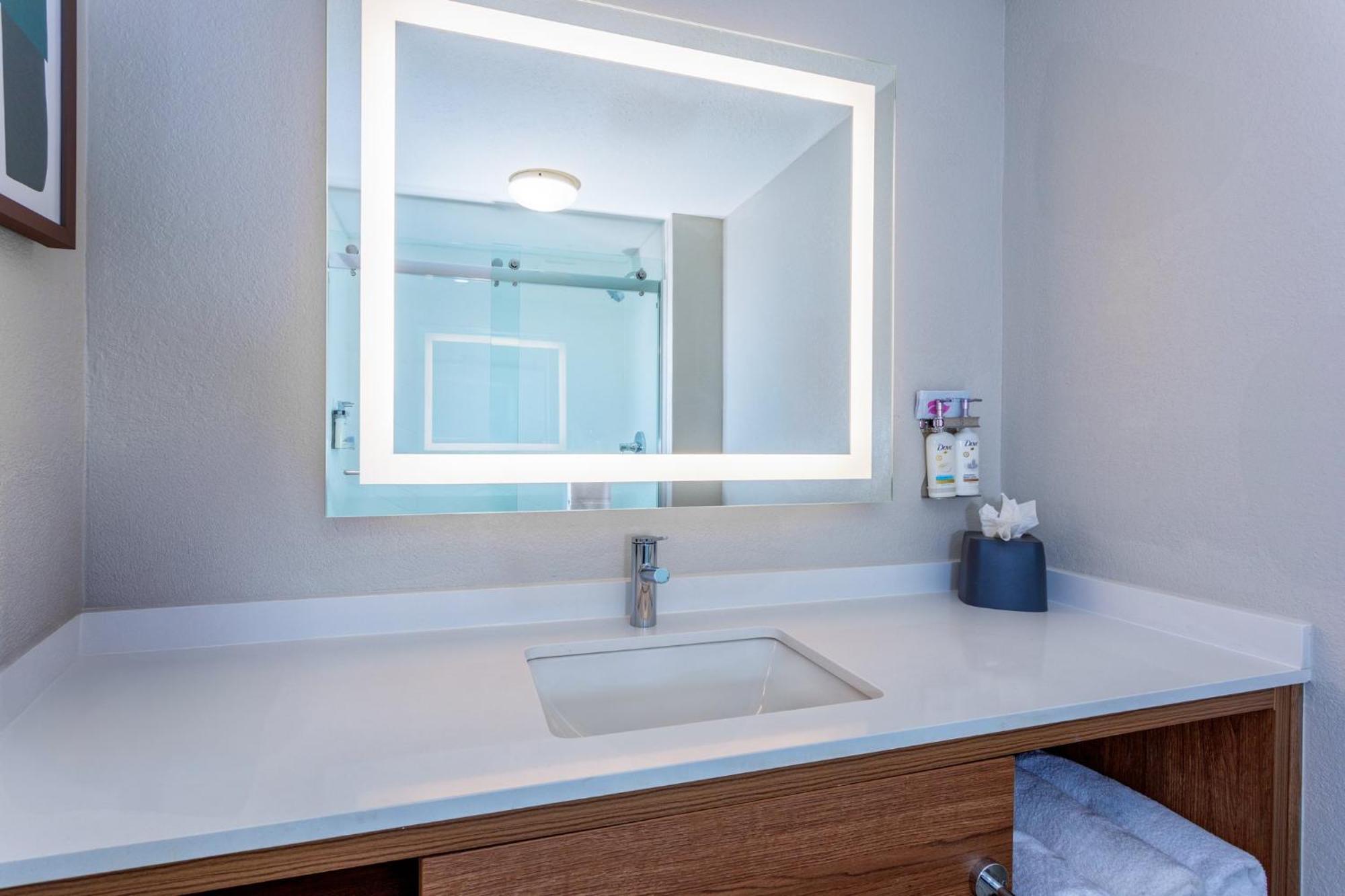 Holiday Inn Hotel & Suites Daytona Beach On The Ocean By Ihg Esterno foto